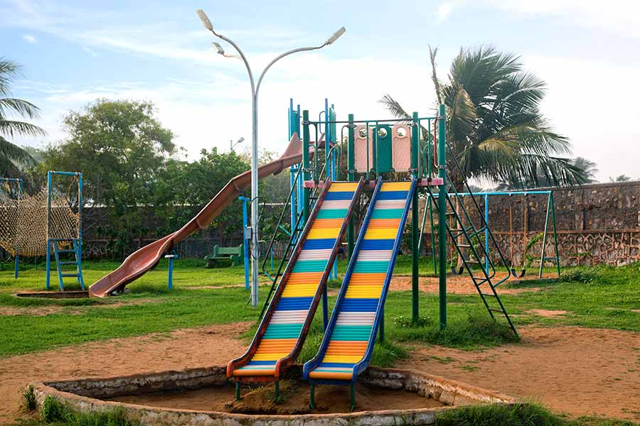 Playground with Color Slide