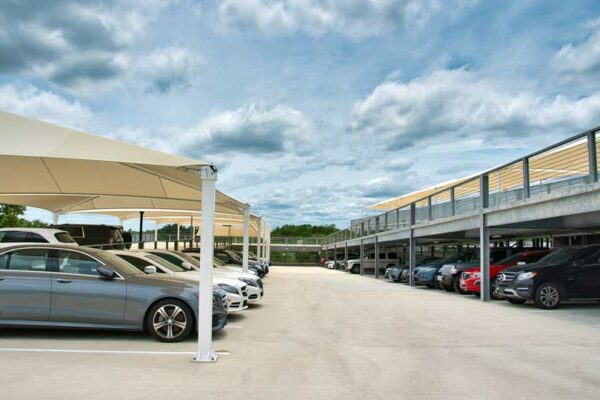 Mercedes-Benz Shade wide shot