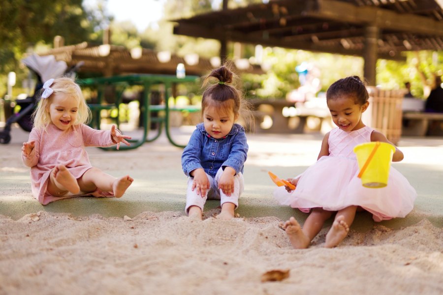 kids-at-playground