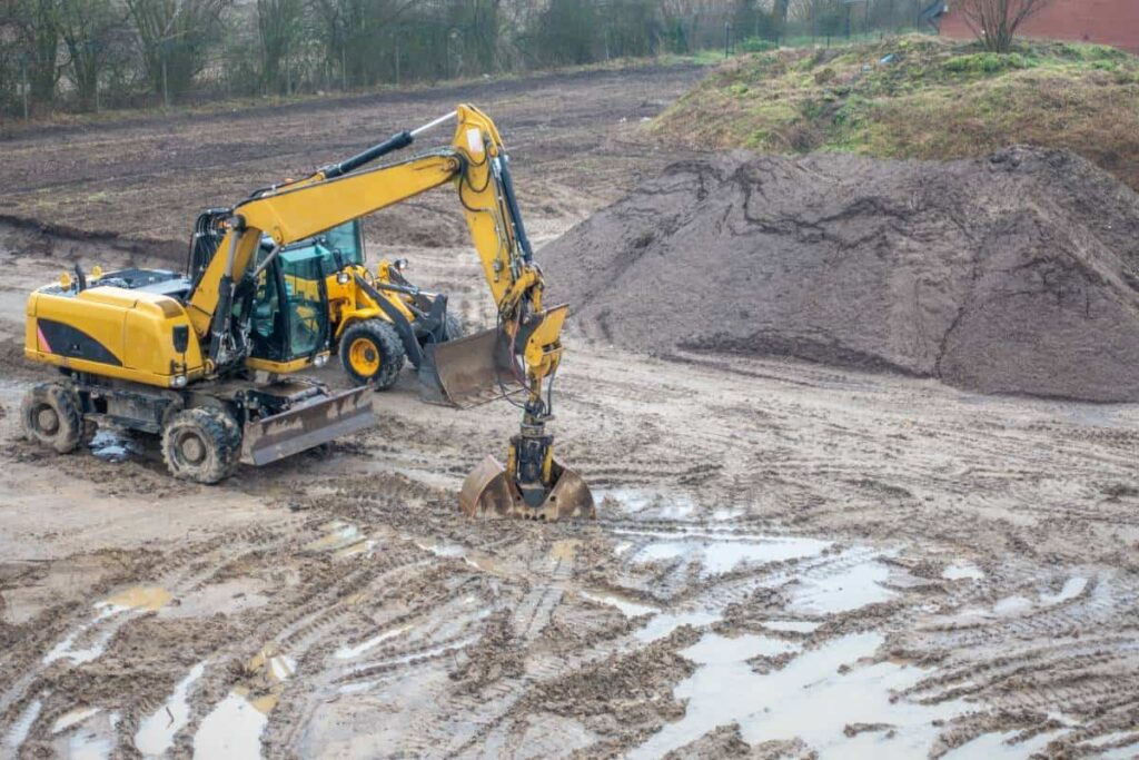Heavy equipment being used for an Austin commercial construction project.